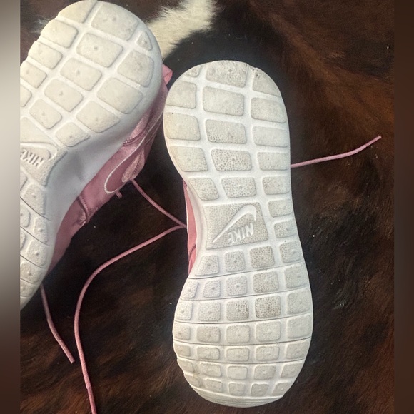 Nike Roshe One Elemental Pink - Picture 6 of 7